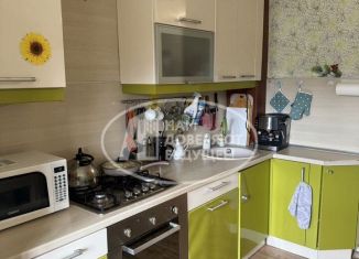 Продам трехкомнатную квартиру, 58.1 м2, Чайковский, Сосновая улица, 10