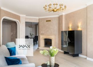 Продаю трехкомнатную квартиру, 103.1 м2, Санкт-Петербург, улица Рубинштейна, 12, метро Достоевская