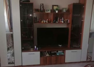 Сдается однокомнатная квартира, 45 м2, Омск, 4-я Марьяновская улица, 6