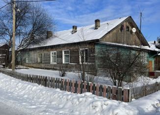 Продается двухкомнатная квартира, 43.2 м2, Котельнич, улица Калинина, 1