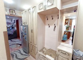 Продаю трехкомнатную квартиру, 58 м2, Троицк, улица имени С.И. Ловчикова, 85