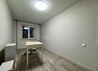 Продам 2-ком. квартиру, 47 м2, Челябинск, улица Кирова, 9к1