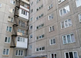 Продается двухкомнатная квартира, 54 м2, Мурманская область, улица Беринга, 5