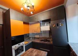 Продажа 2-комнатной квартиры, 58.6 м2, Екатеринбург, улица Бакинских Комиссаров, 12, улица Бакинских Комиссаров