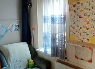 Продаю 2-ком. квартиру, 28 м2, Ейск, улица Коммунаров, 46
