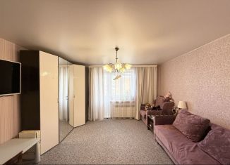 Продажа трехкомнатной квартиры, 71.5 м2, Петергоф, Ботаническая улица, 20к1