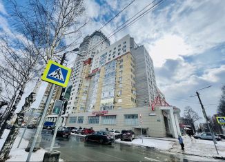 Продам однокомнатную квартиру, 40 м2, Киров, улица Розы Люксембург, 56, ЖК Айсберг