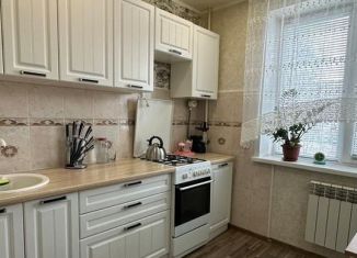 Продается 2-ком. квартира, 50 м2, Арзамас, 11-й микрорайон, 8