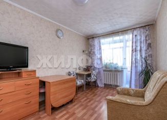 Продается 3-комнатная квартира, 61.6 м2, Новосибирск, Ленинградская улица, 100, метро Речной вокзал
