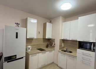 Продаю 1-ком. квартиру, 36.2 м2, Тюмень, улица Владимира Бахарева, 3к1, ЖК Апрель