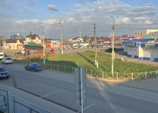 Сдам трехкомнатную квартиру, 116 м2, станица Тамань, улица Карла Маркса, 112