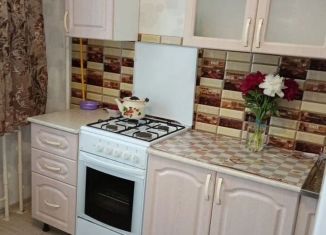 Аренда 1-комнатной квартиры, 38 м2, Чебоксары, улица П.В. Дементьева, 18к4, Ленинский район
