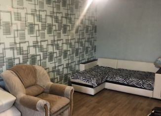 Продаю 1-ком. квартиру, 33 м2, Бугульма, улица Владимира Ленина, 47