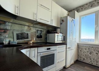 Продам 2-комнатную квартиру, 54 м2, Архангельская область, улица Ломоносова, 109
