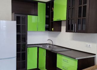 Продам 1-ком. квартиру, 40 м2, Барнаул, улица 65 лет Победы, 6, ЖК Крылья-2