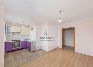 Продается 2-комнатная квартира, 50 м2, Челябинск, улица Свободы, 157А