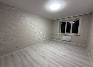 Продается 1-ком. квартира, 36 м2, Кудымкар, улица Топоркова, 2