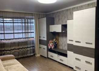 Сдача в аренду 2-комнатной квартиры, 44 м2, Магнитогорск, проспект Карла Маркса, 168/2