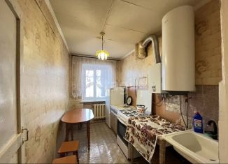 Двухкомнатная квартира на продажу, 45.7 м2, Бавлы, улица Калинина, 42