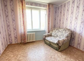 Продаю комнату, 13.1 м2, Каменск-Уральский, Челябинская улица, 22