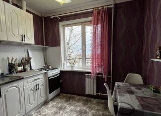Продаю 1-ком. квартиру, 33.2 м2, Бузулук, 4-й микрорайон, 7