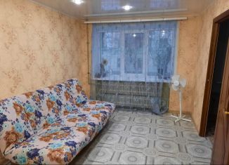 Сдаю двухкомнатную квартиру, 48 м2, Курск, улица Льва Толстого, 10