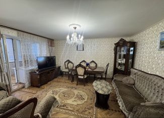 Продается 4-комнатная квартира, 78.2 м2, Кингисепп, улица Воровского, 3