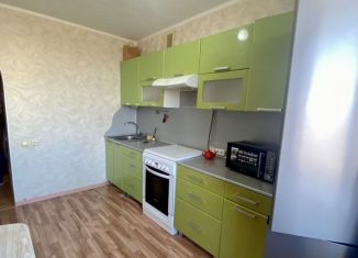 Сдается 1-комнатная квартира, 40 м2, Туймазы, улица 70 лет Октября, 1