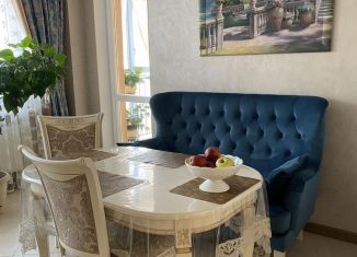 Продажа 2-ком. квартиры, 72.5 м2, Тюмень, улица Федюнинского, 64, ЖК Три Богатыря