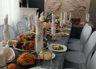 Сдается в аренду коттедж, 250 м2, Омская область, улица Богдана Хмельницкого