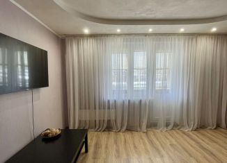 Продаю 2-ком. квартиру, 50.7 м2, Челябинск, улица Чичерина, 17