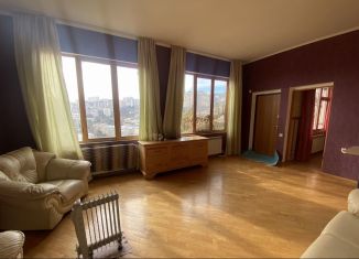 Сдается дом, 150 м2, Ялта, Короткий переулок, 4