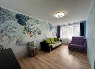 Продаю 2-ком. квартиру, 41.9 м2, Кимры, улица Пушкина, 57