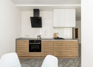 Продам 2-комнатную квартиру, 51.5 м2, Тюмень, улица Бакинских Комиссаров, 3к1, ЖК Жуков