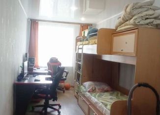 Продам 3-ком. квартиру, 57 м2, Новотроицк, Зелёная улица, 31