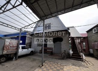 Продажа торговой площади, 87.9 м2, Апшеронск, улица Ворошилова, 2