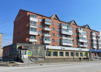 Торговая площадь на продажу, 63.5 м2, Искитим, Советская улица, 201