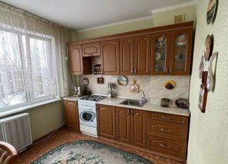 Продаю двухкомнатную квартиру, 46.5 м2, Архангельская область, проспект Обводный канал, 58