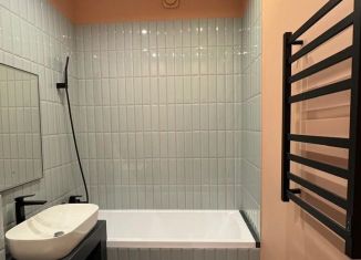 Сдам в аренду 2-ком. квартиру, 88.1 м2, Липецк, Индустриальная улица, 90Б