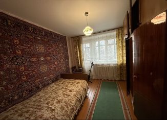 Сдам в аренду 4-ком. квартиру, 60 м2, Бор, Интернациональная улица, 30