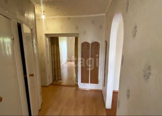 Продается трехкомнатная квартира, 70 м2, Карабулак, улица Балкоева, 31