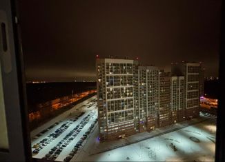 Квартира в аренду студия, 20 м2, Екатеринбург, микрорайон Светлый, 10