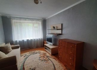 Сдается в аренду двухкомнатная квартира, 50 м2, Новороссийск, улица Энгельса, 51
