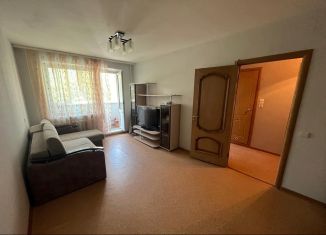 Сдам 1-комнатную квартиру, 38 м2, Кстово, Парковая улица, 7А