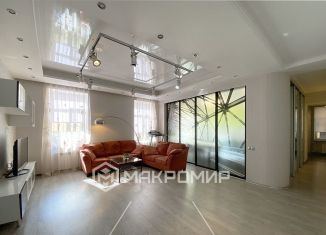 Двухкомнатная квартира в аренду, 90 м2, Санкт-Петербург, 12-я линия Васильевского острова, 31