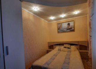 Продажа трехкомнатной квартиры, 51 м2, Елец, улица Коммунаров, 89