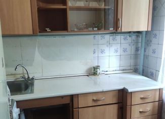 Сдаю в аренду 2-комнатную квартиру, 42 м2, Санкт-Петербург, улица Генерала Хазова, 47
