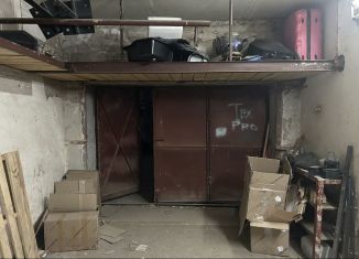 Продам гараж, 24 м2, Удмуртия, Салютовская улица, 45