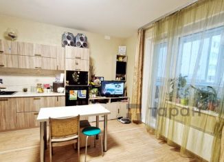 Продаю 2-ком. квартиру, 57 м2, Челябинск, улица Дмитрия Неаполитанова, 10, ЖК О2