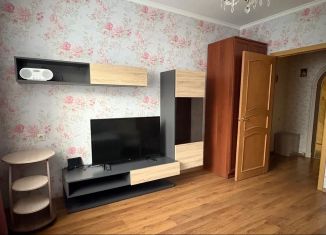 Сдача в аренду 3-комнатной квартиры, 80 м2, Москва, Новокосинская улица, 24к1, район Новокосино